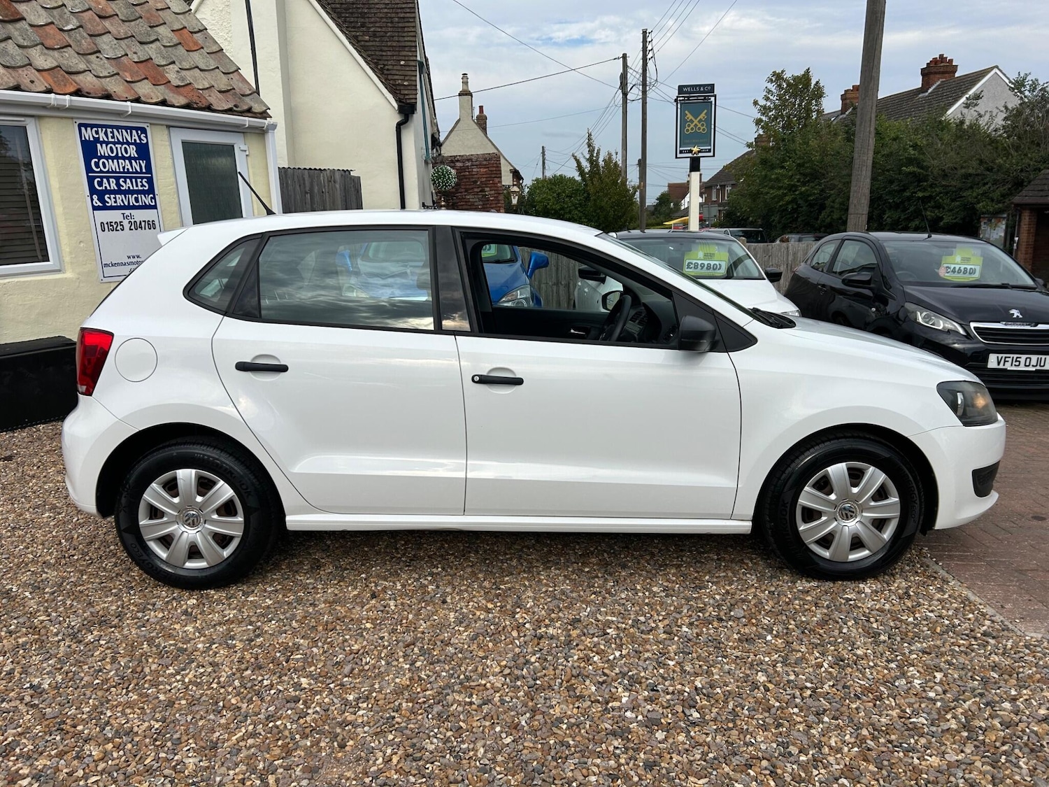 Used Volkswagen Polo 2012 for sale - 76936394: Photo 2