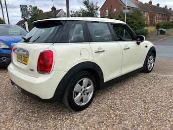 Used MINI Hatch 2015 for sale - 76723441: Photo