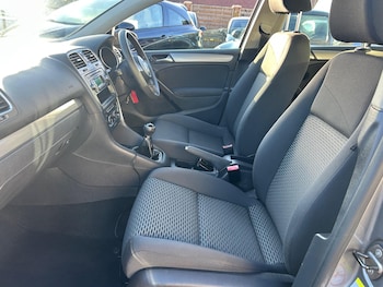 Used Volkswagen Golf 2012 for sale - 77057189: Photo