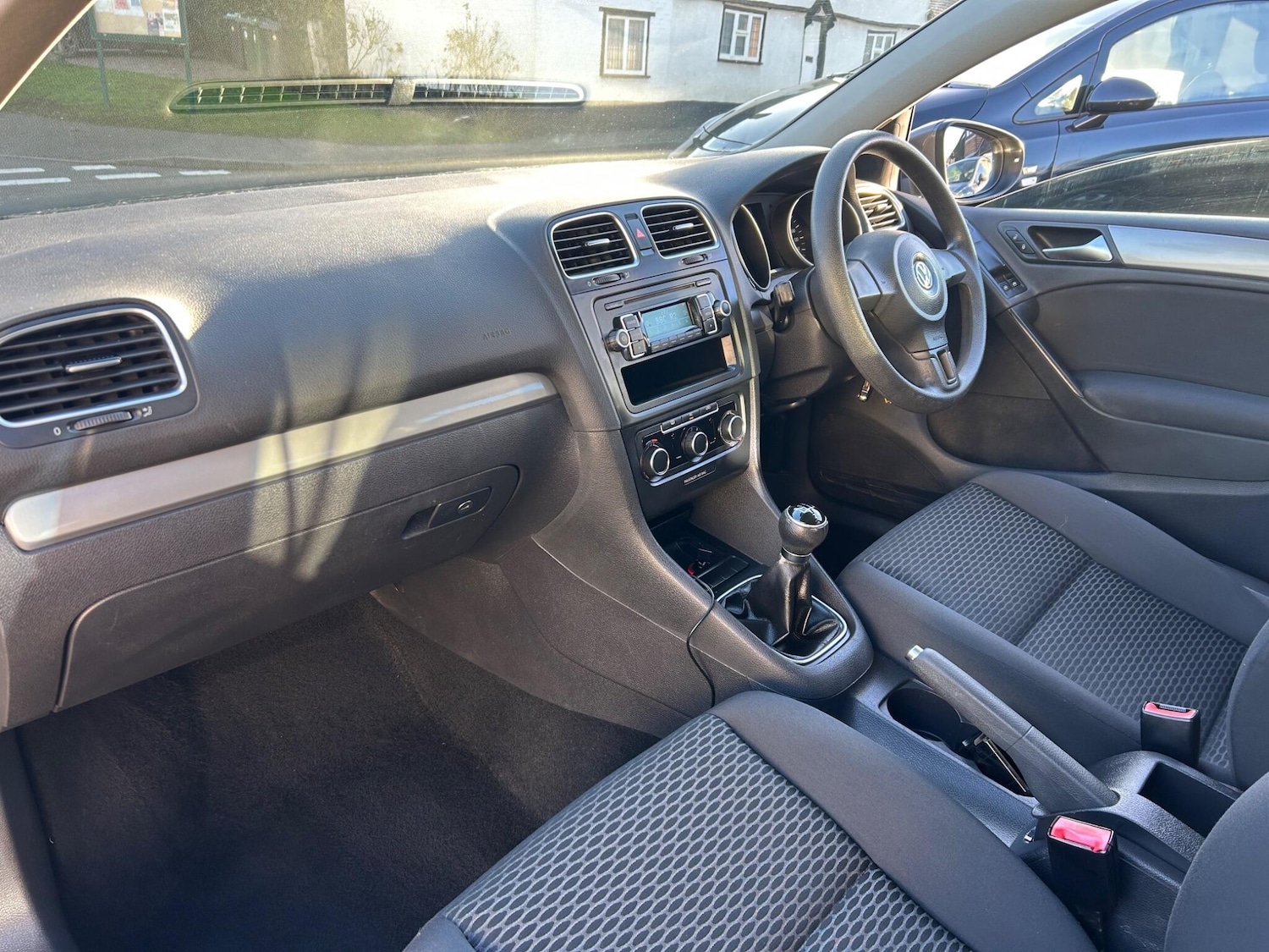 Used Volkswagen Golf 2012 for sale - 77057189: Photo 5