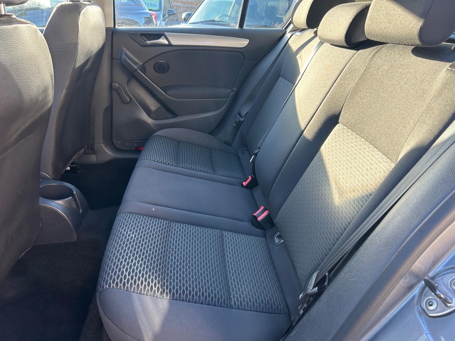 Used Volkswagen Golf 2012 for sale - 77057189: Photo 6