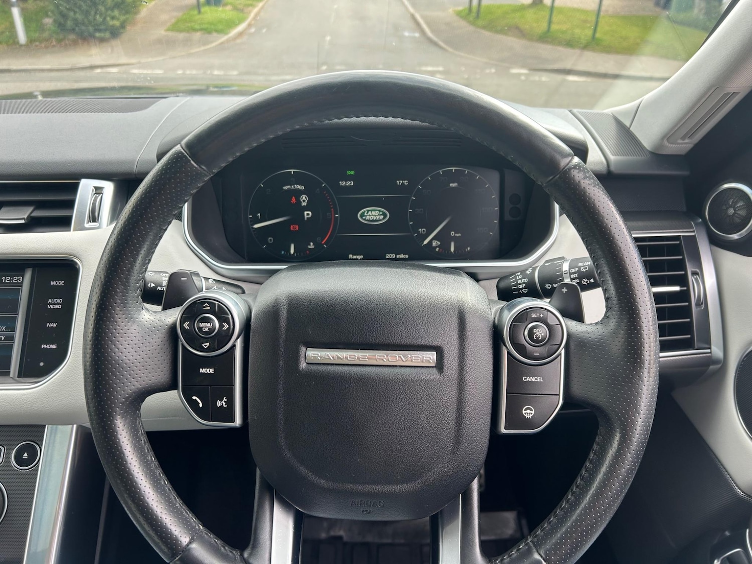 Used Land Rover Range Rover Sport 2014 for sale - 76936087: Photo 24