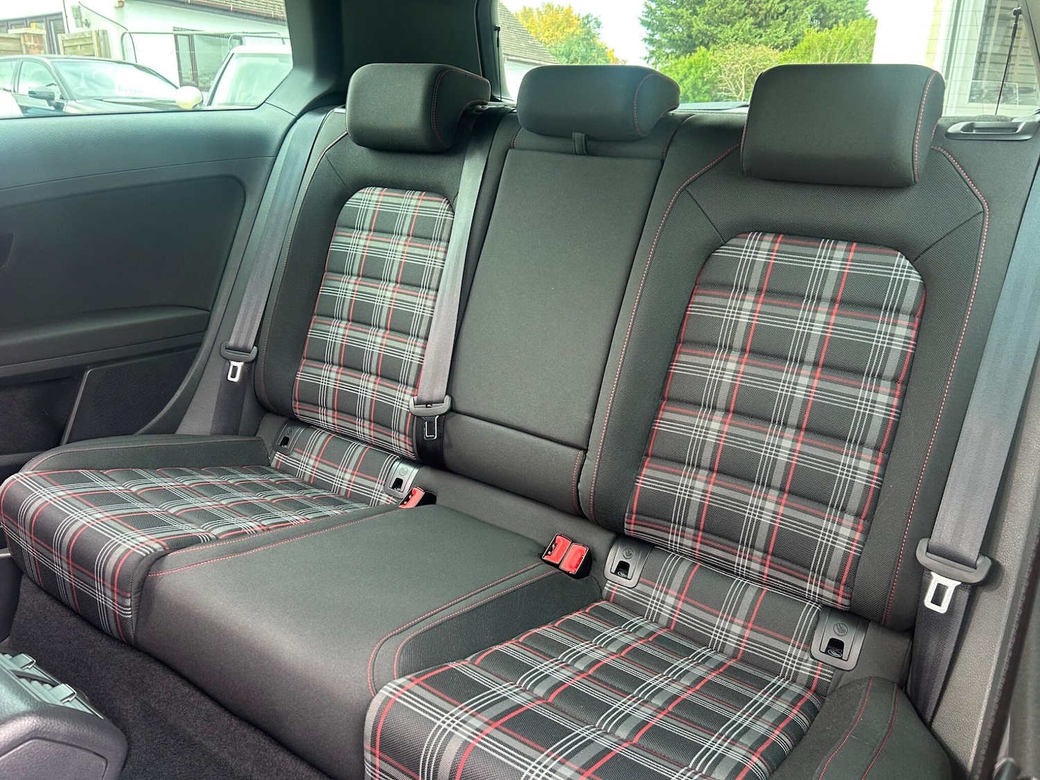 Used Volkswagen Golf 2014 for sale - 76936191: Photo 16