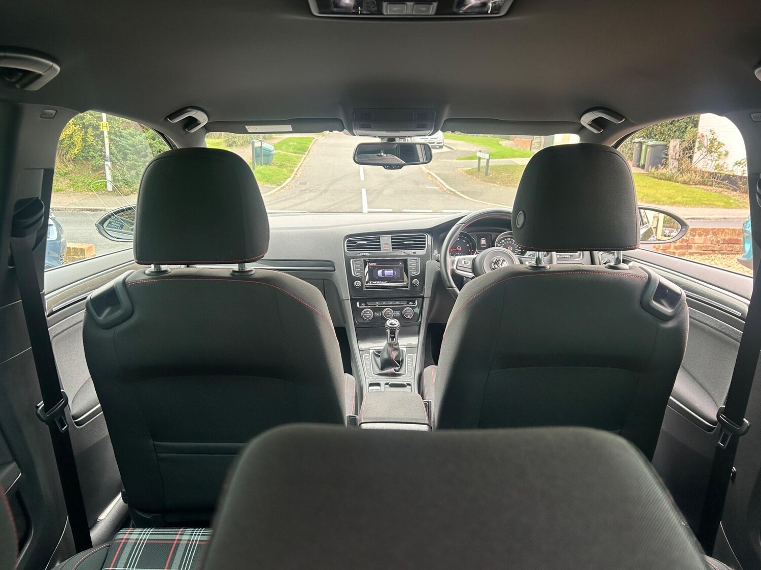 Used Volkswagen Golf 2014 for sale - 76936191: Photo 17