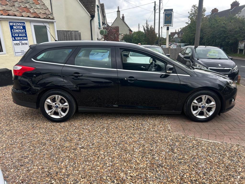 Used Ford Focus 2012 for sale - 76739721: Photo 2