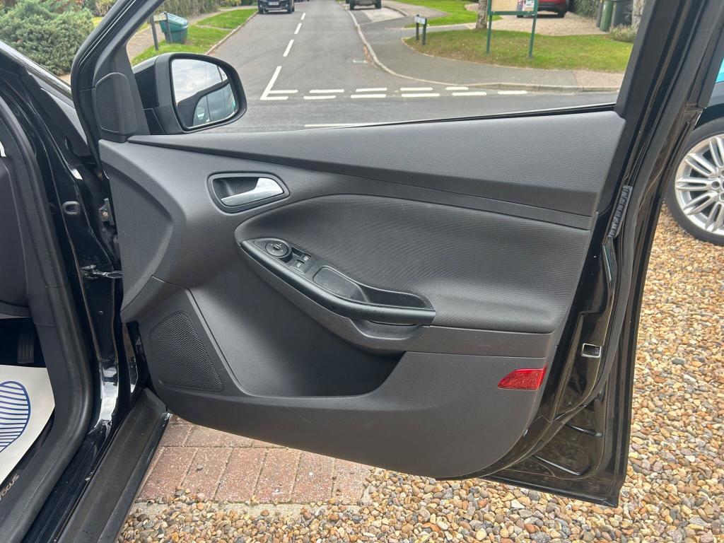 Used Ford Focus 2012 for sale - 76739721: Photo 24