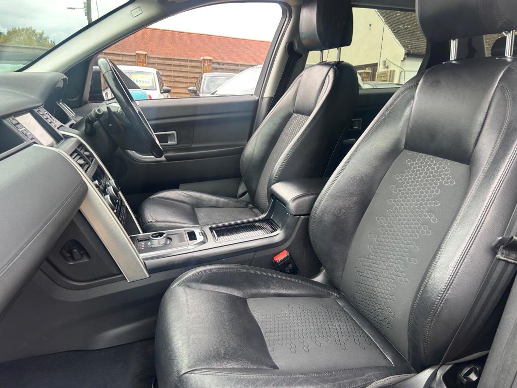 Used Land Rover Discovery Sport 2015 for sale - 76723412: Photo 14