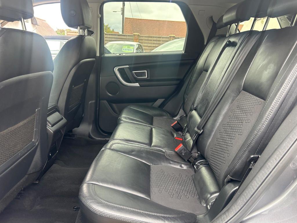 Used Land Rover Discovery Sport 2015 for sale - 76723412: Photo 15