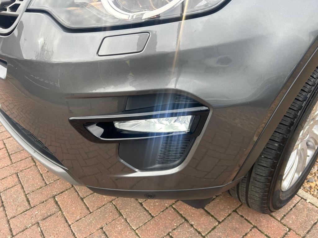 Used Land Rover Discovery Sport 2015 for sale - 76723412: Photo 8