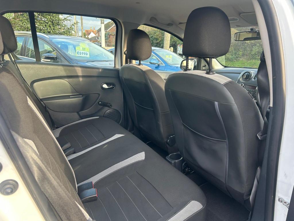 Used Dacia Sandero Stepway 2018 for sale - 76723429: Photo 15