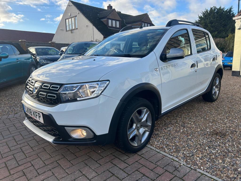 Used Dacia Sandero Stepway 2018 for sale - 76723429: Photo 7