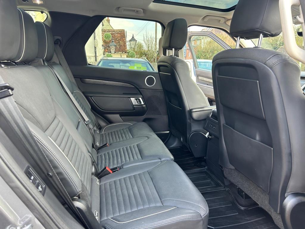 Used Land Rover Discovery 2017 for sale - 76723487: Photo 15