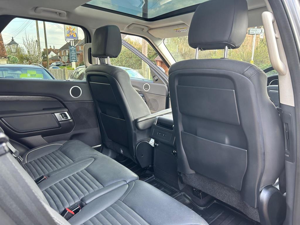 Used Land Rover Discovery 2017 for sale - 76723487: Photo 16