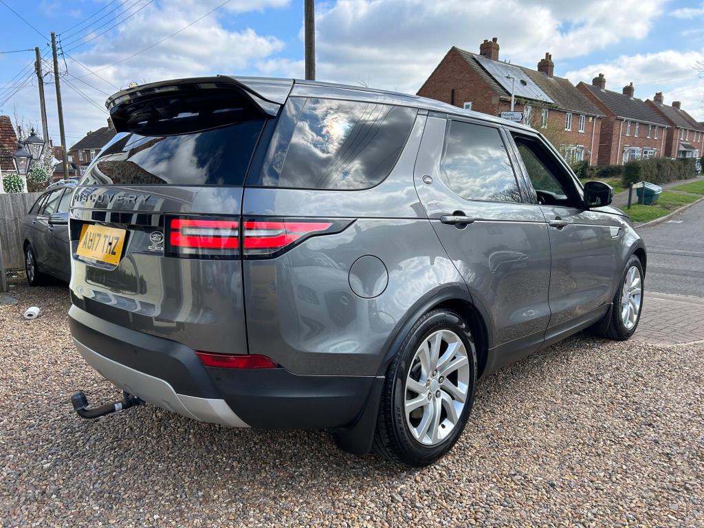 Used Land Rover Discovery 2017 for sale - 76723487: Photo 3