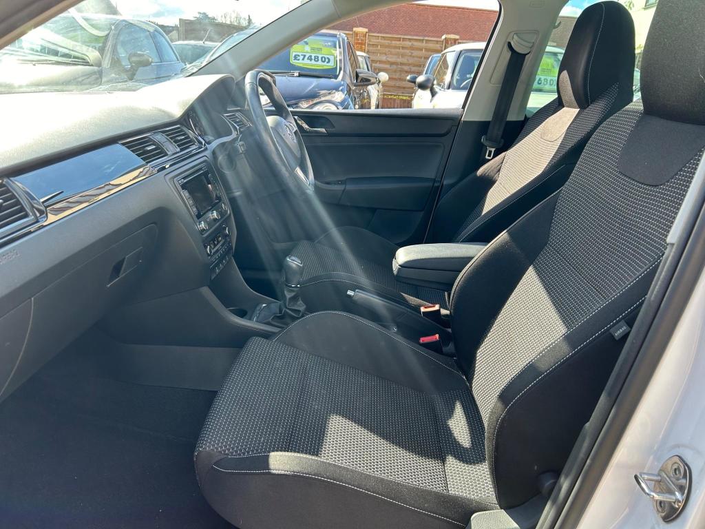 Used Skoda Rapid Spaceback 2015 for sale - 76748326: Photo 13