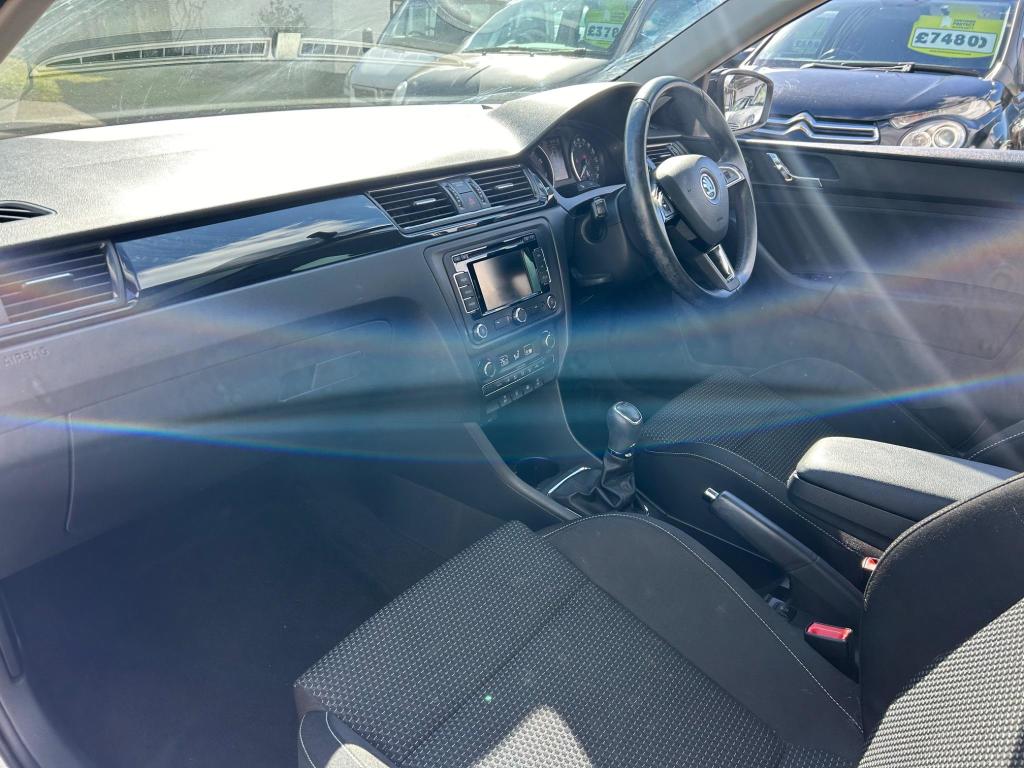 Used Skoda Rapid Spaceback 2015 for sale - 76748326: Photo 14