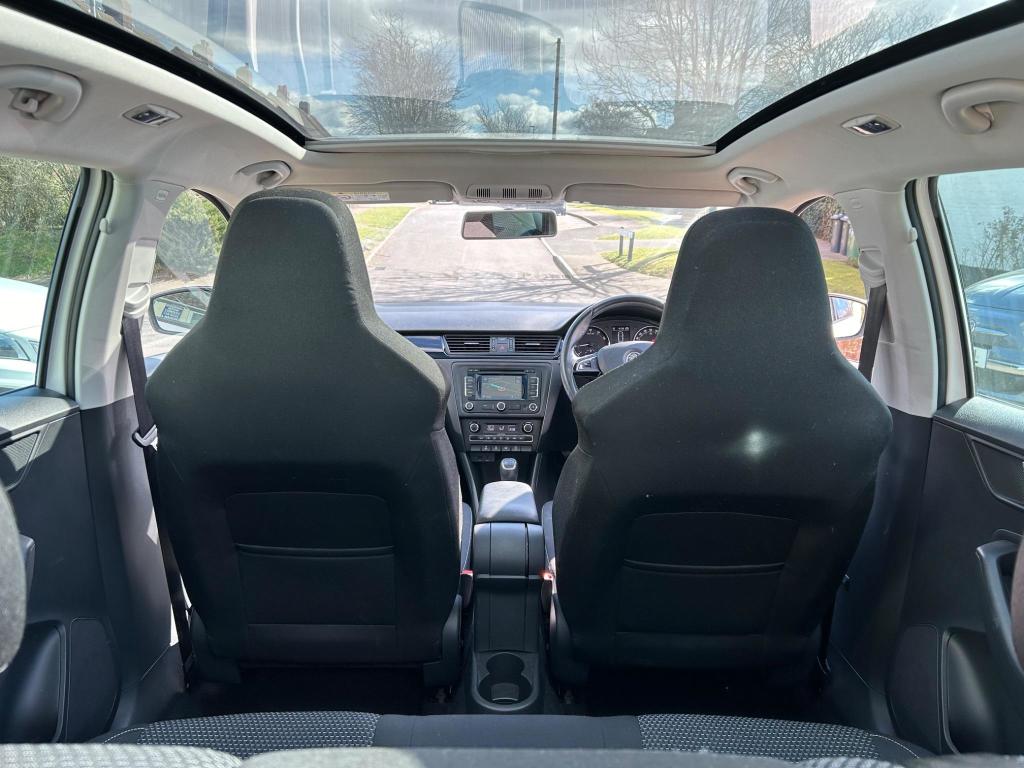 Used Skoda Rapid Spaceback 2015 for sale - 76748326: Photo 19