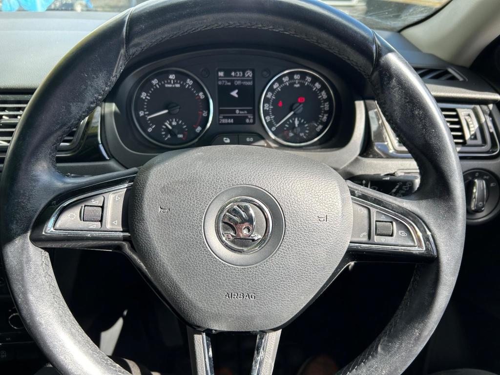 Used Skoda Rapid Spaceback 2015 for sale - 76748326: Photo 23