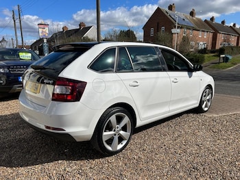 Used Skoda Rapid Spaceback 2015 for sale - 76748326: Photo