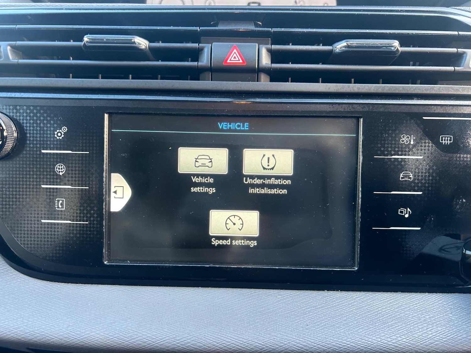 Used Citroen C4 Picasso 2014 for sale - 76936244: Photo 25