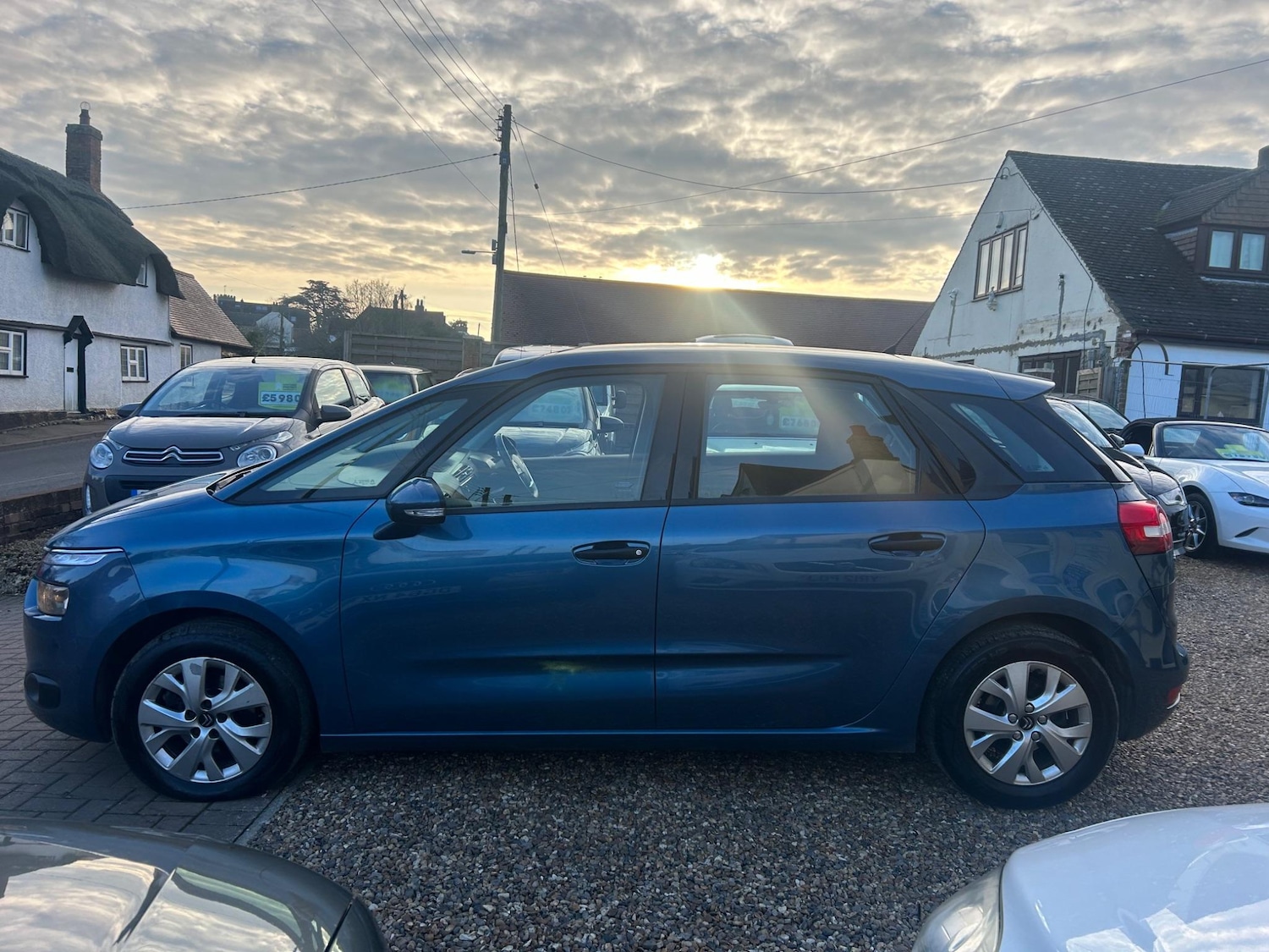 Used Citroen C4 Picasso 2014 for sale - 76936244: Photo 7