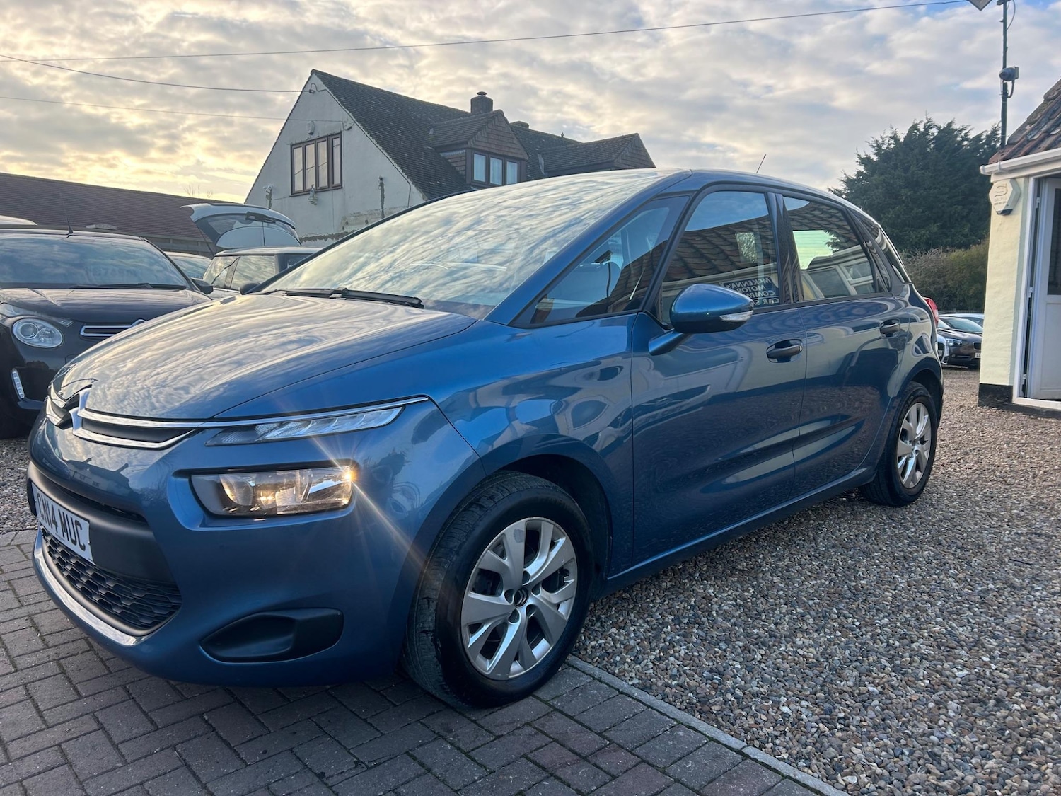 Used Citroen C4 Picasso 2014 for sale - 76936244: Photo 8