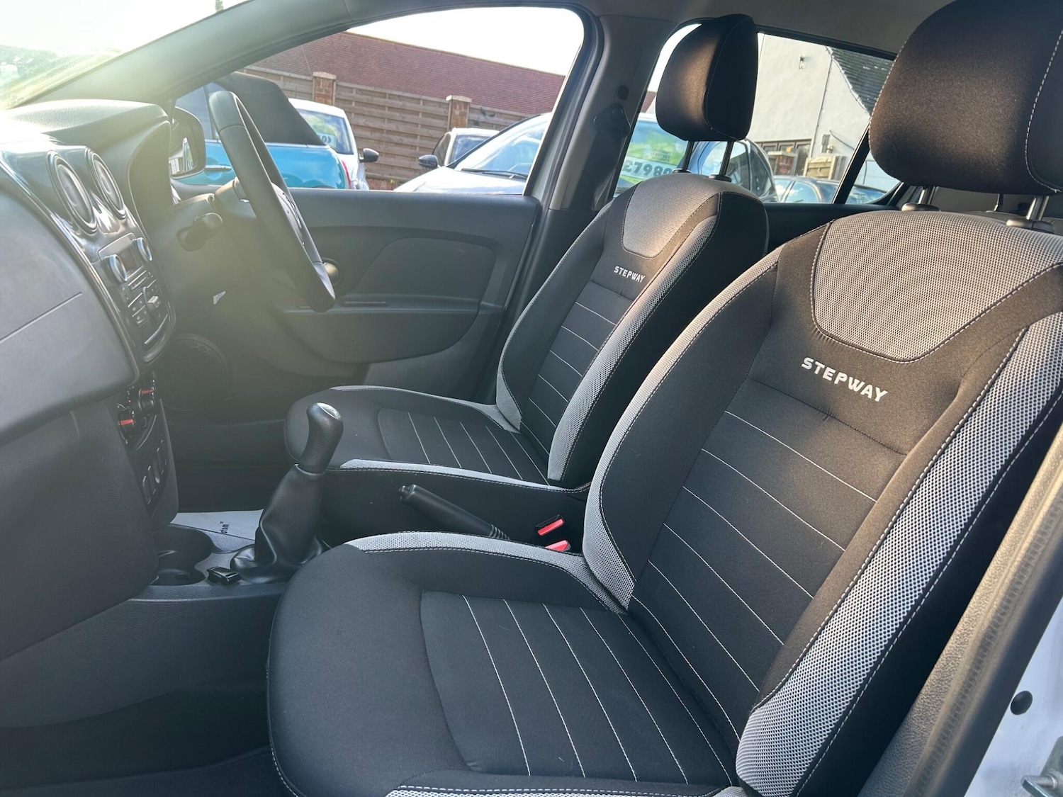 Used Dacia Sandero Stepway 2018 for sale - 76936250: Photo 11