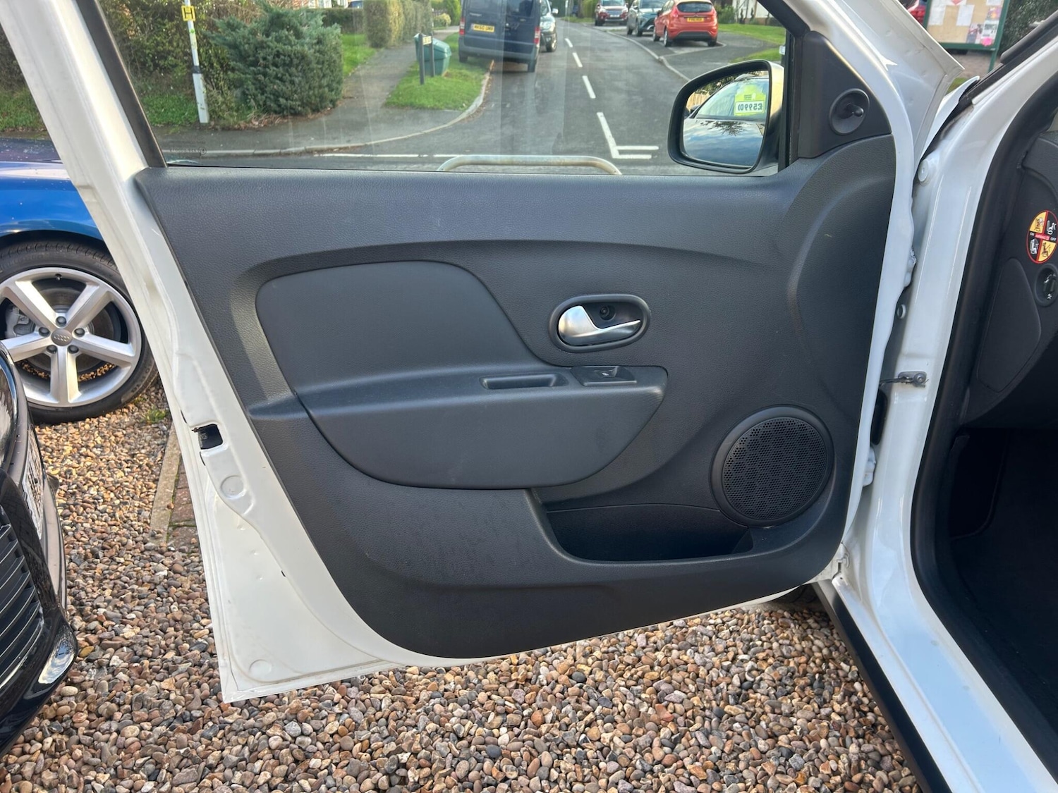 Used Dacia Sandero Stepway 2018 for sale - 76936250: Photo 24