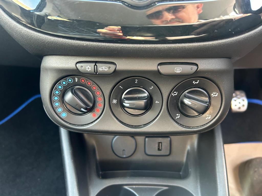 Used Vauxhall Corsa 2016 for sale - 76723498: Photo 25