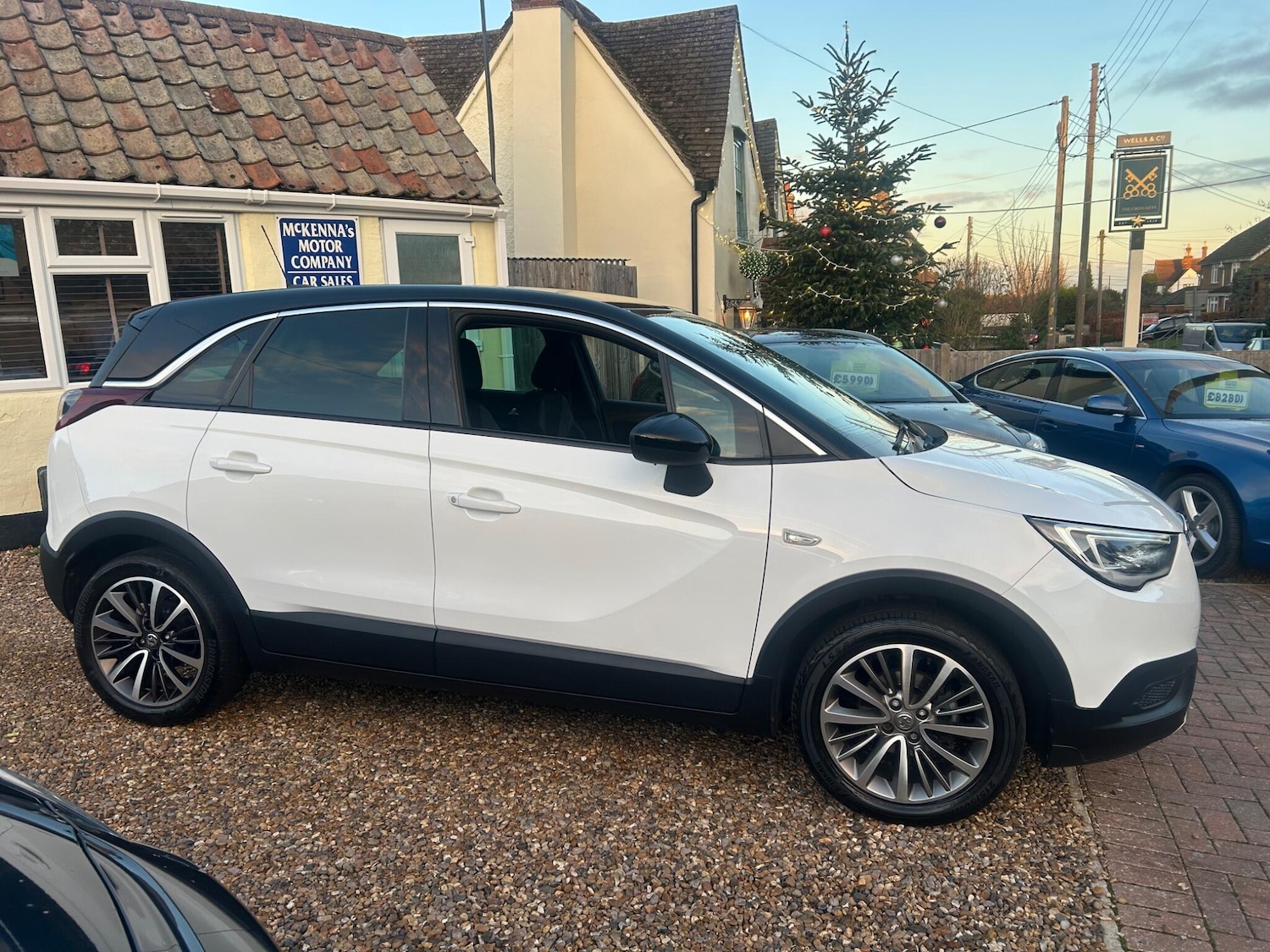 Used Vauxhall Crossland X 2020 for sale - 76936248: Photo 2