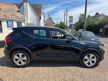 Used Volvo XC40 2018 for sale - 76723484: Photo