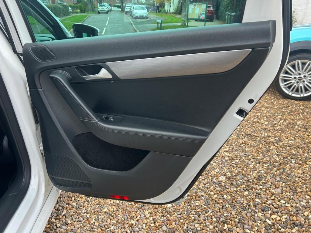 Used Volkswagen Passat 2014 for sale - 76723411: Photo 18