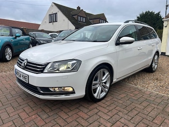 Used Volkswagen Passat 2014 for sale - 76723411: Photo