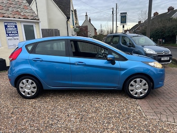 Used Ford Fiesta 2010 for sale - 77191545: Photo