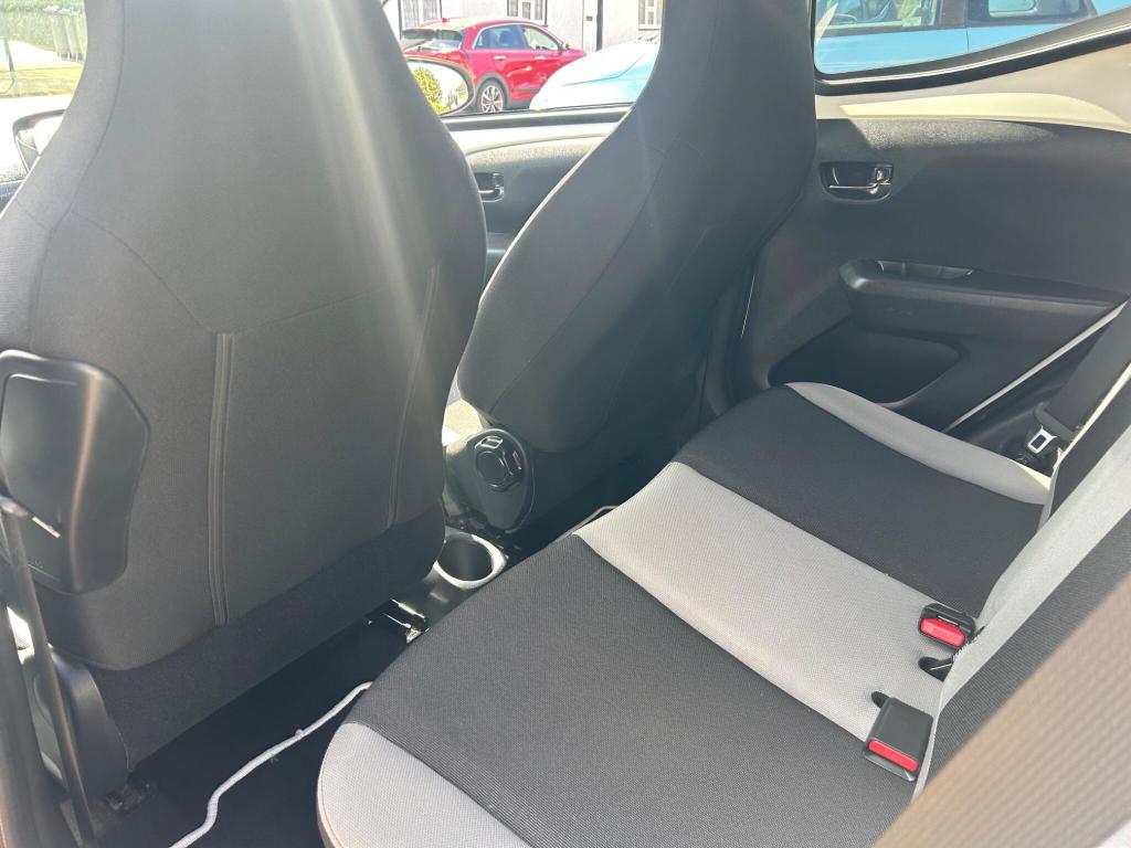 Used Toyota AYGO 2016 for sale - 76723435: Photo 12