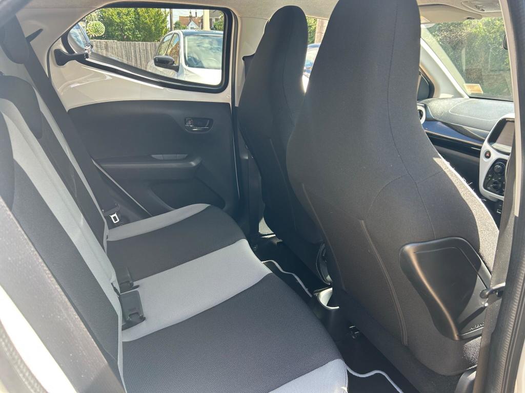 Used Toyota AYGO 2016 for sale - 76723435: Photo 14