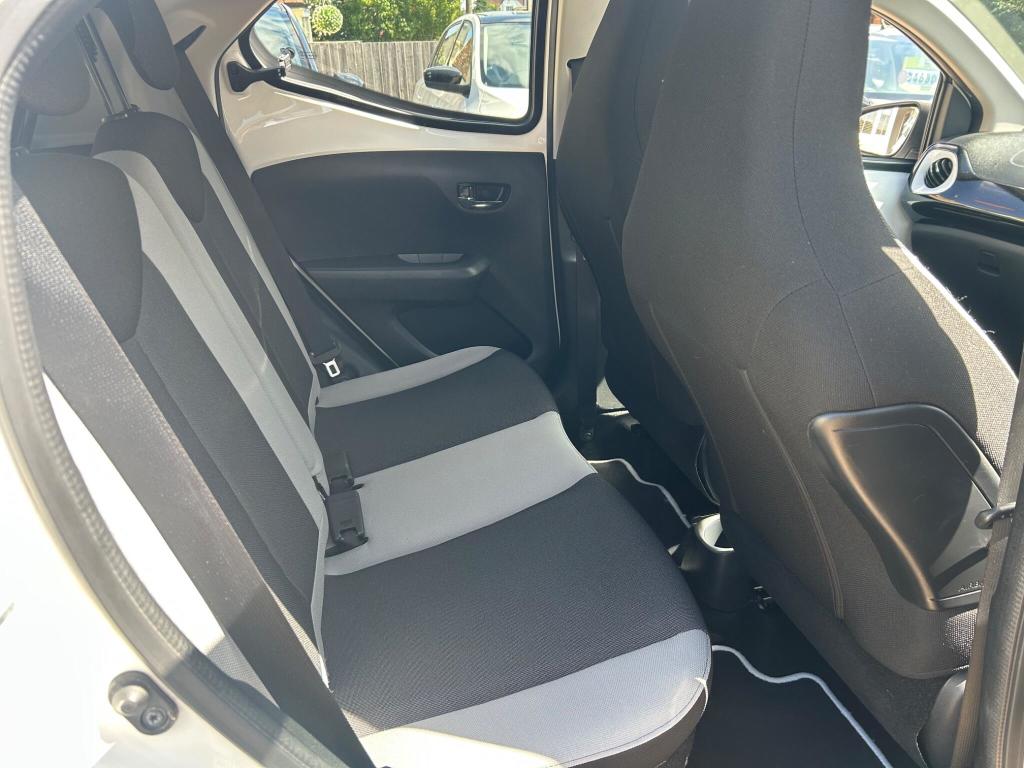 Used Toyota AYGO 2016 for sale - 76723435: Photo 15