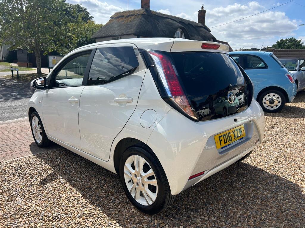 Used Toyota AYGO 2016 for sale - 76723435: Photo 5