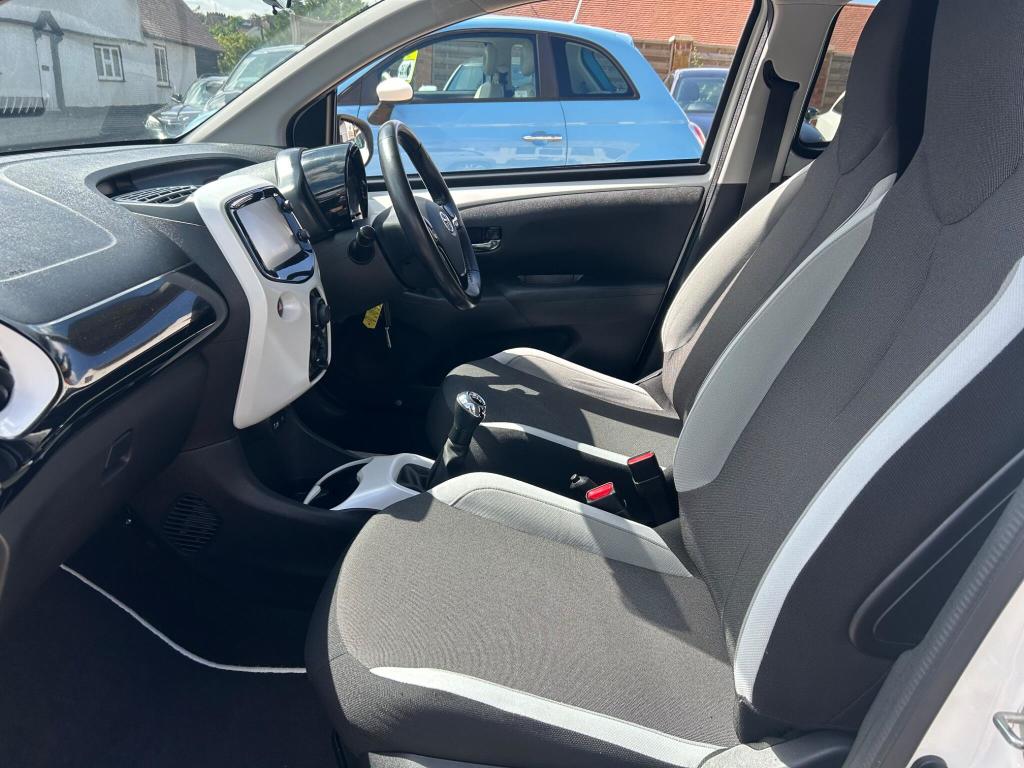 Used Toyota AYGO 2016 for sale - 76723435: Photo 9