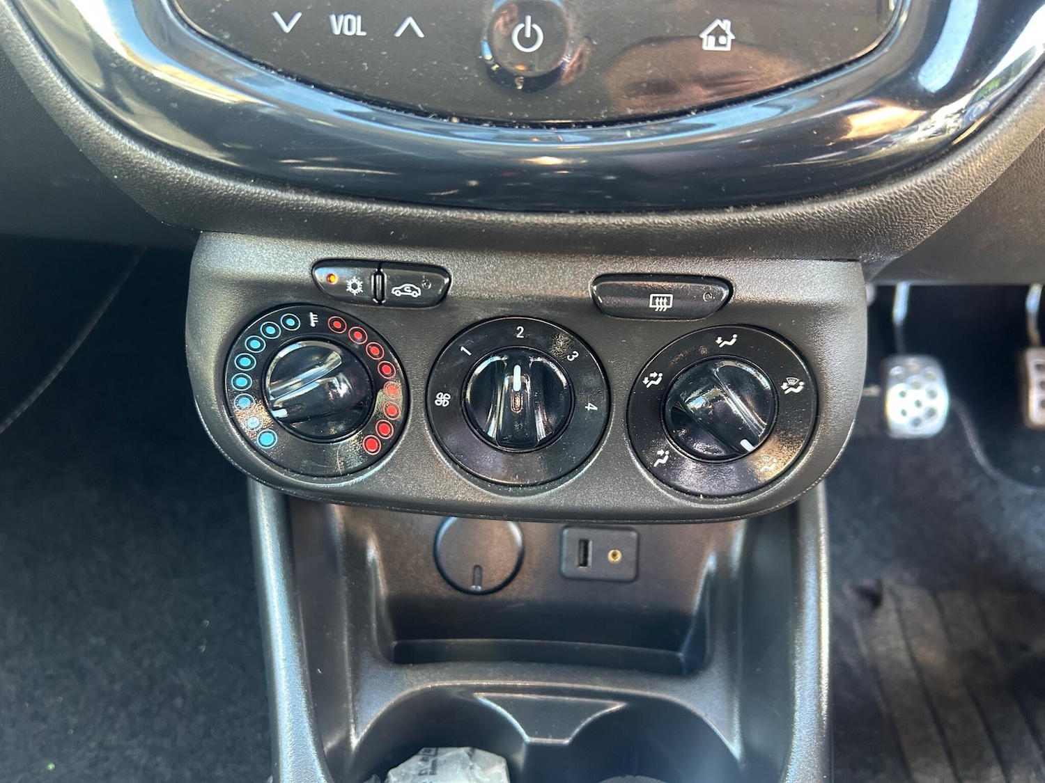 Used Vauxhall Corsa 2015 for sale - 77978044: Photo 18