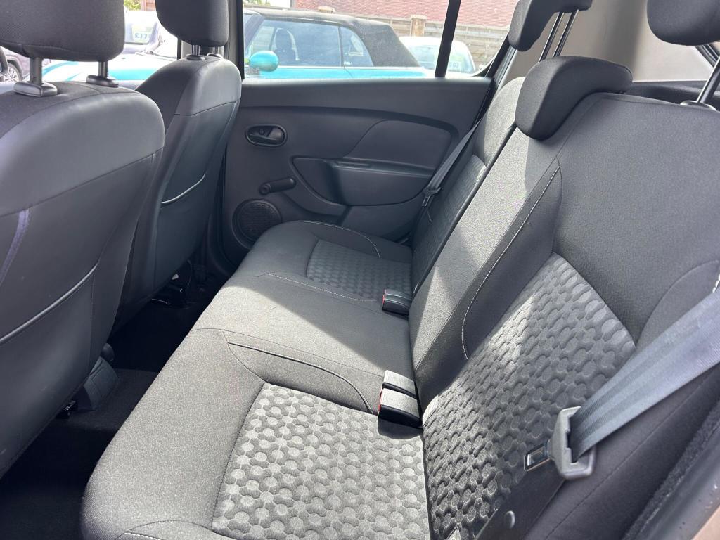 Used Dacia Sandero 2014 for sale - 76723450: Photo 20