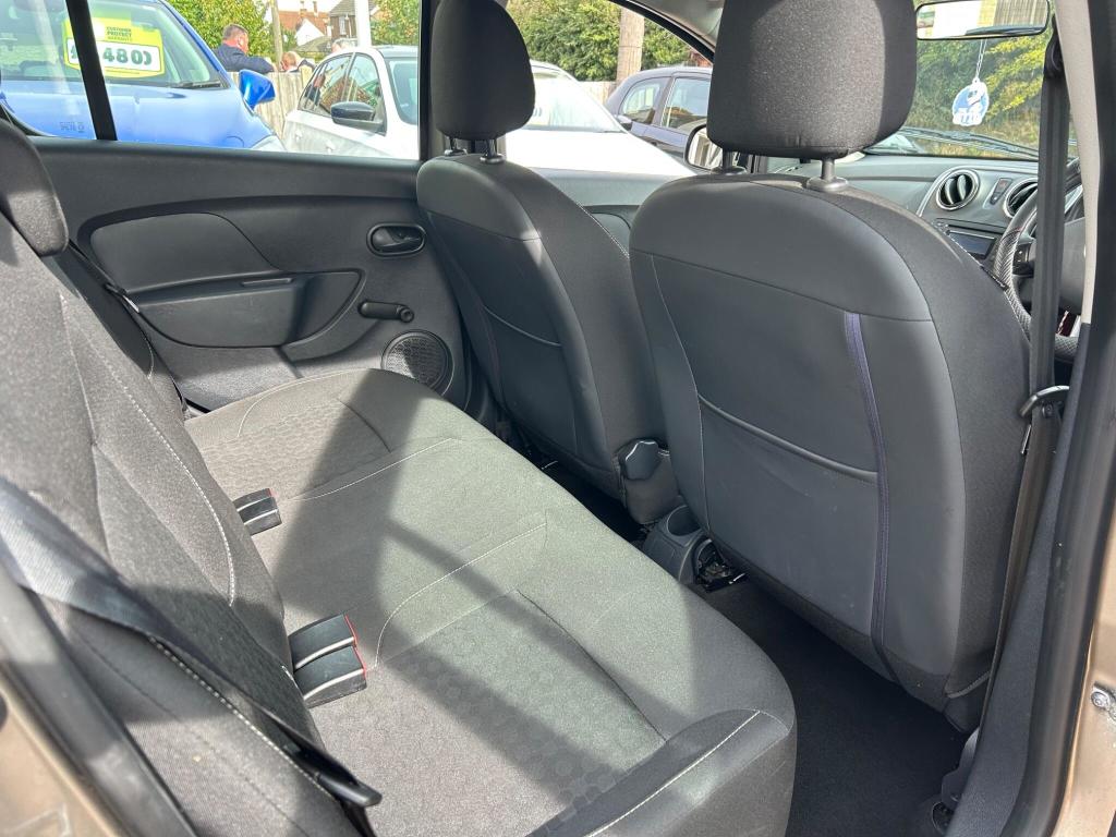 Used Dacia Sandero 2014 for sale - 76723450: Photo 23