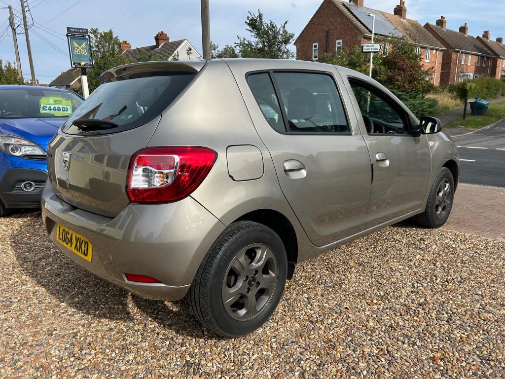 Used Dacia Sandero 2014 for sale - 76723450: Photo 3