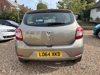 Used Dacia Sandero 2014 for sale - 76723450: Photo