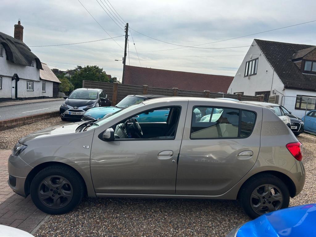 Used Dacia Sandero 2014 for sale - 76723450: Photo 6