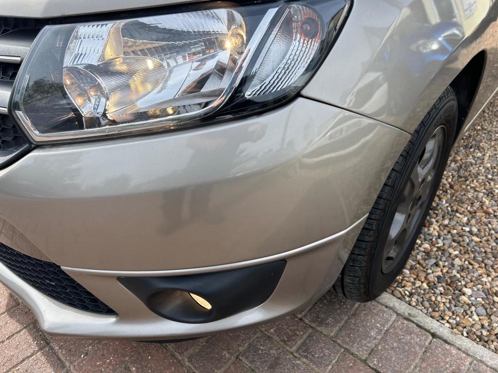 Used Dacia Sandero 2014 for sale - 76723450: Photo 9