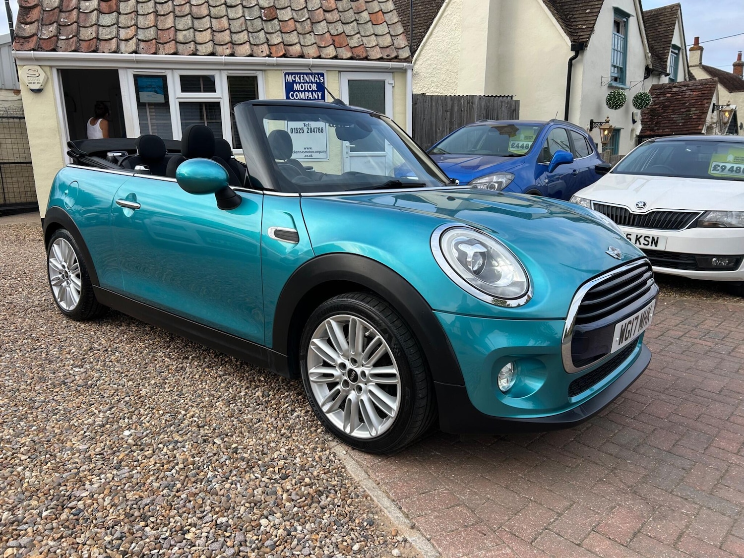 Used MINI Convertible 2017 for sale - 76936552: Photo 1
