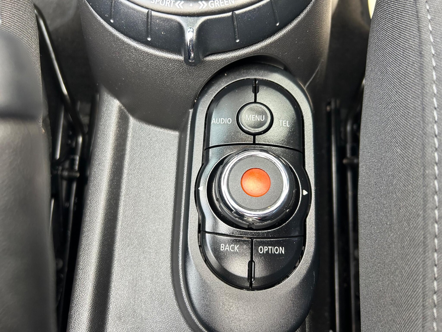 Used MINI Convertible 2017 for sale - 76936552: Photo 23