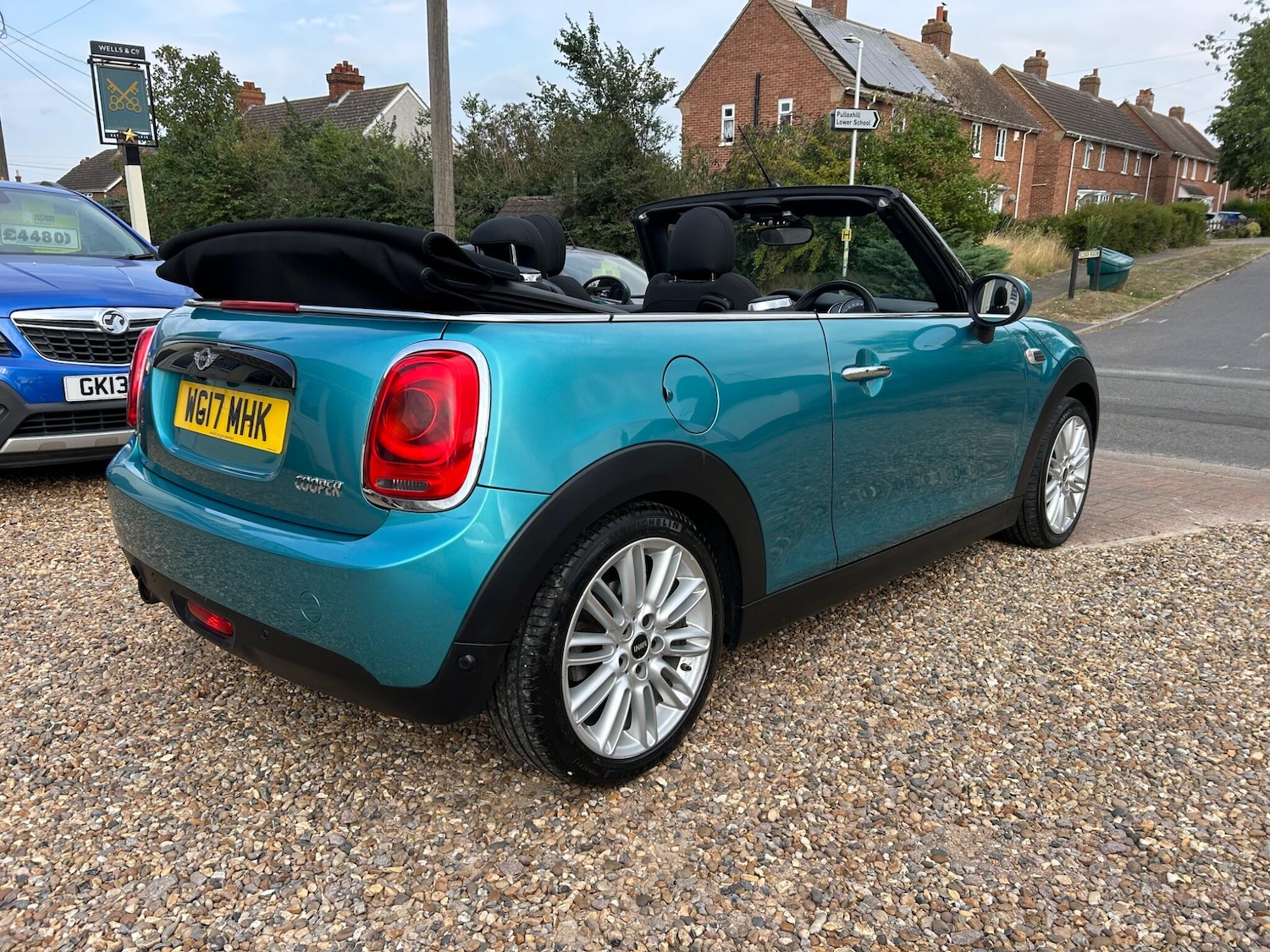 Used MINI Convertible 2017 for sale - 76936552: Photo 3