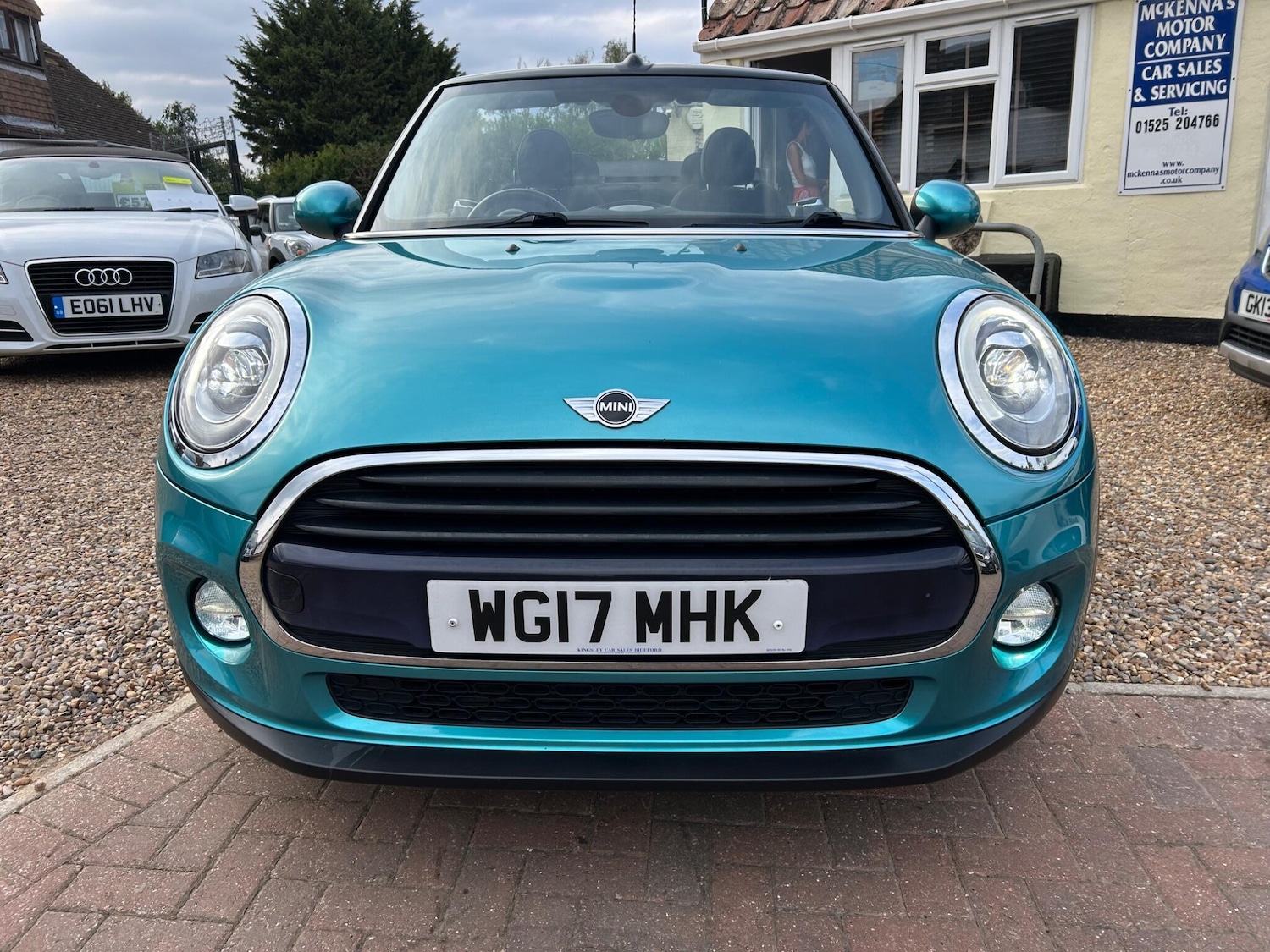 Used MINI Convertible 2017 for sale - 76936552: Photo 8